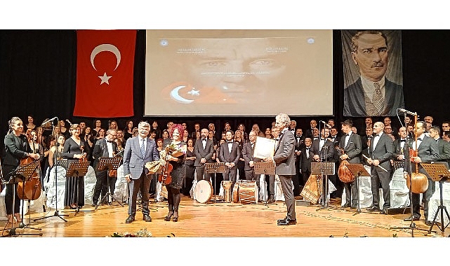 AKM'de “Cumhuriyetimizin 100 Yılı ve Atatürk Özel Konseri"